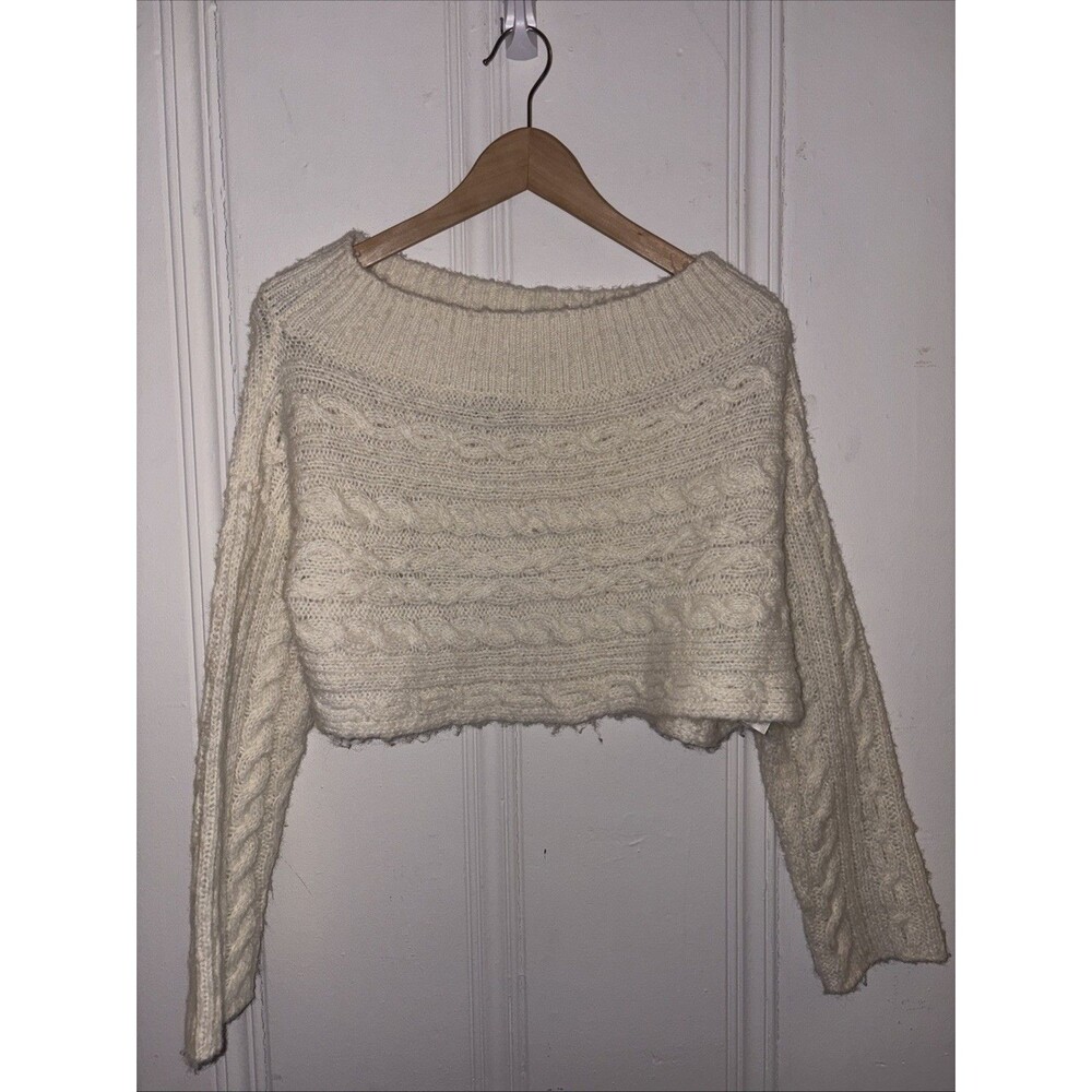 Urban Outfitters Cream Crocheted Cropped Sweater - Small